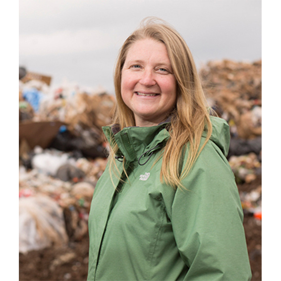 Identification du plastique lié à l'océan: